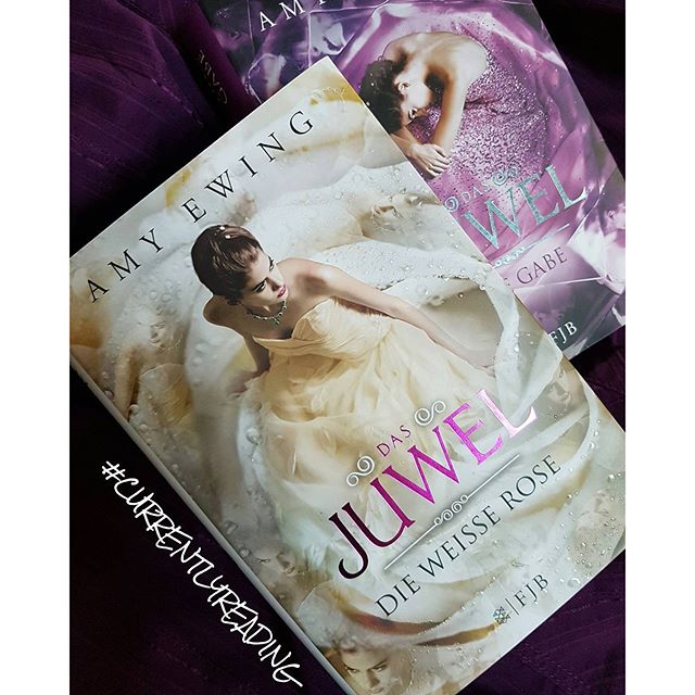 #currentlyreading ❤❤❤ Hach... ❤
@amyewingbooks
#instaread #instabook #bookstagram #igbooks #bookwives