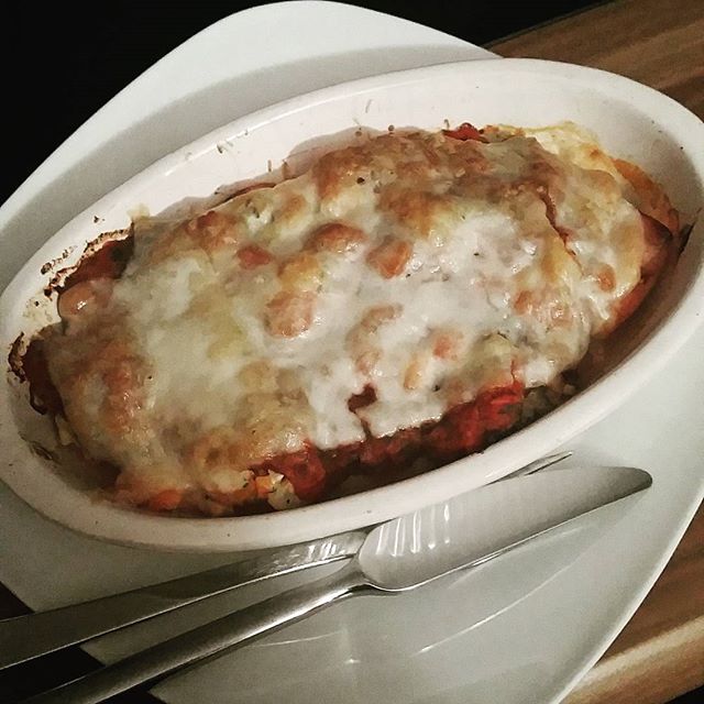 Alles meins! 😍 Puten-Ziegenkäse Cannelloni! 🍴
Turkey Hen Cannelloni with Goat Cheese.
#366happymoments #myyeartogrow